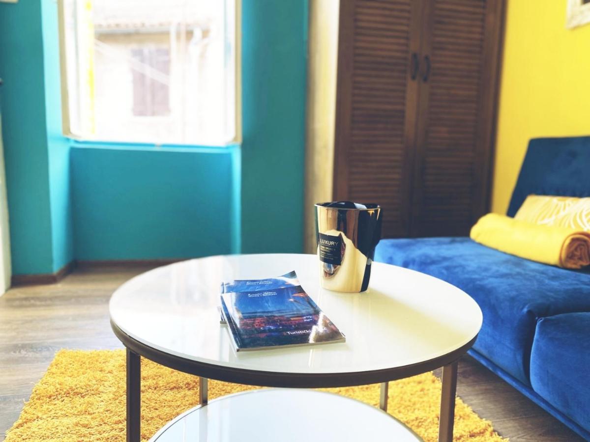 Oh La La Apartment Old Town Ровин Екстериор снимка