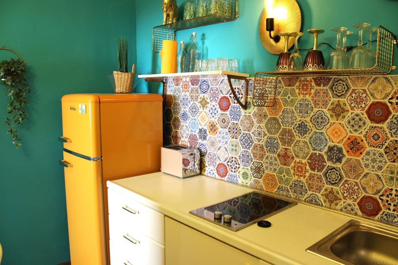 Oh La La Apartment Old Town Ровин Екстериор снимка
