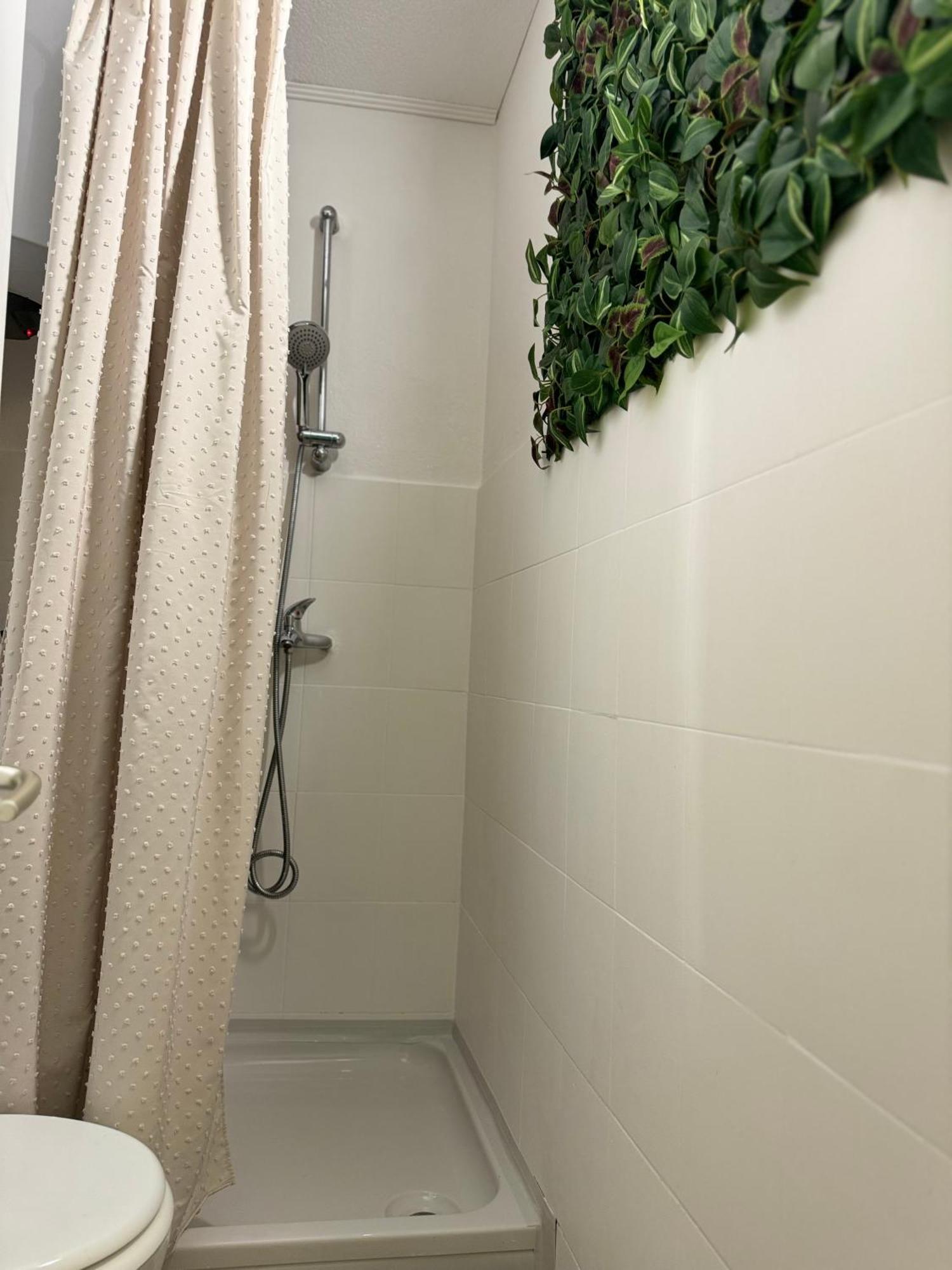 Oh La La Apartment Old Town Ровин Екстериор снимка
